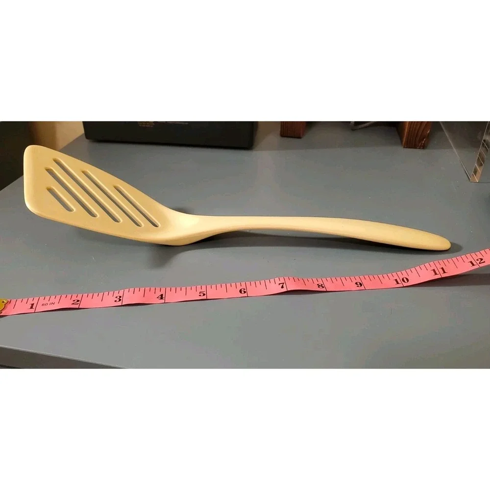 Hutzler nylon plastic